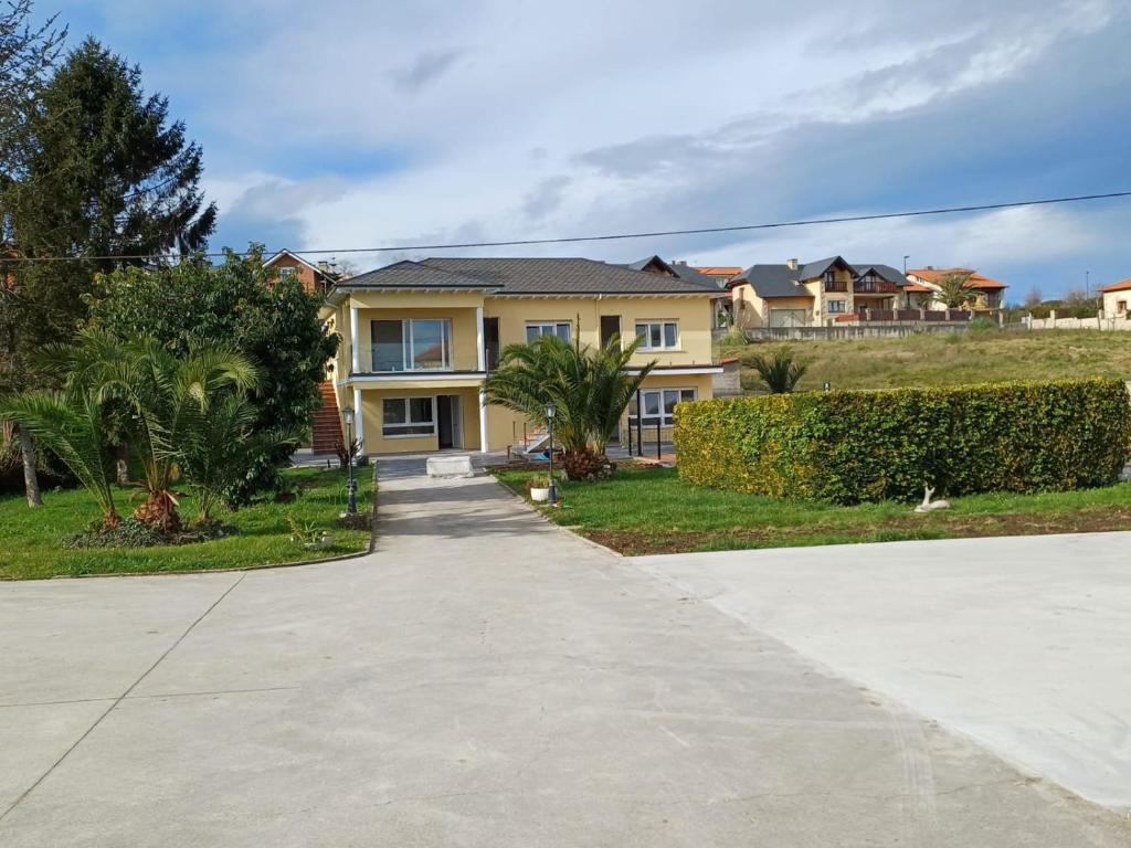 Apartamentos Suances - Hinojedo 3000